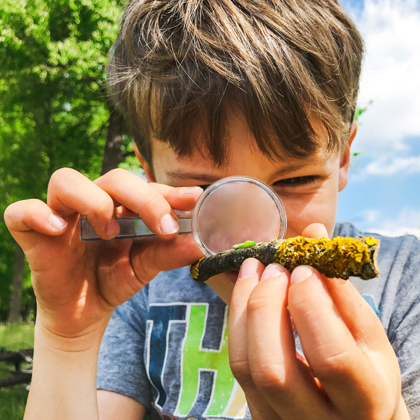 Kids Education Group - 16Pcs Magnifying Glasses for Kids 8X